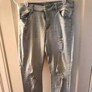 Light Wash Skinny Jeans